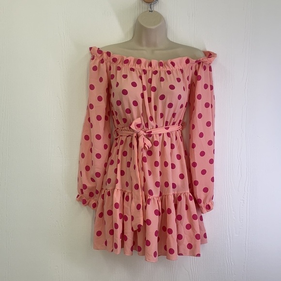PrettyLittleThing- Dusty Pink Polka Dot Bardot Tie Waist Shift Dress Size 2 - Picture 3 of 13